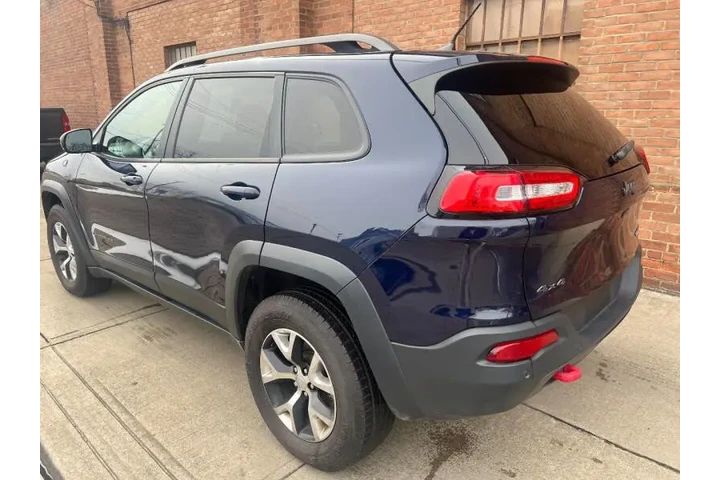 $17000 : 2016 Cherokee Trailhawk image 4