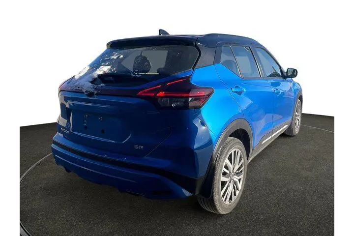 $17854 : Nissan Kicks 2023 SR 4dr Cro image 5