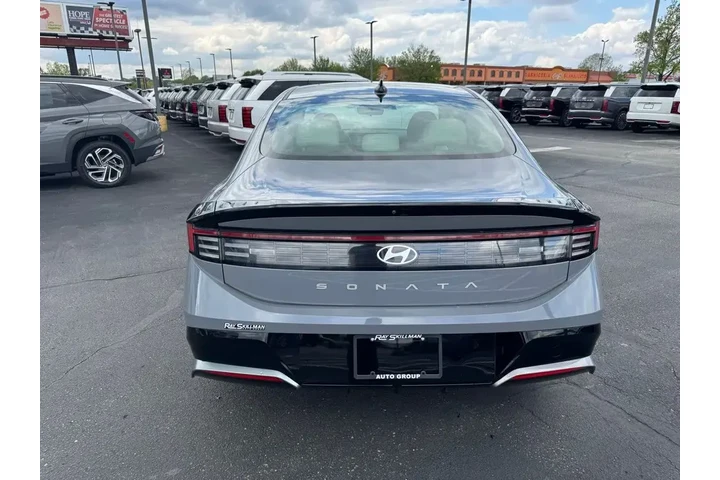$21990 : Hyundai SONATA 2024 AWD SEL image 6