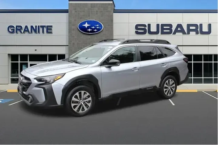 $28850 : Subaru Outback 2025 AWD Prem image 5
