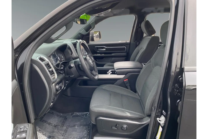 $38232 : Ram 1500 2025 4x4 Lone Star image 9