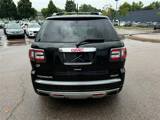 $13998 : 2015 GMC Acadia Denali image 7