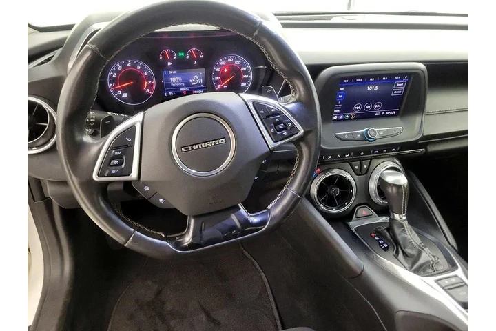 $21998 : Chevrolet Camaro 2020 LT 2dr image 10