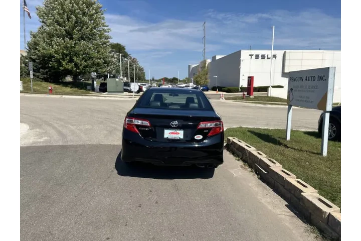 $9990 : 2014 Camry SE image 5