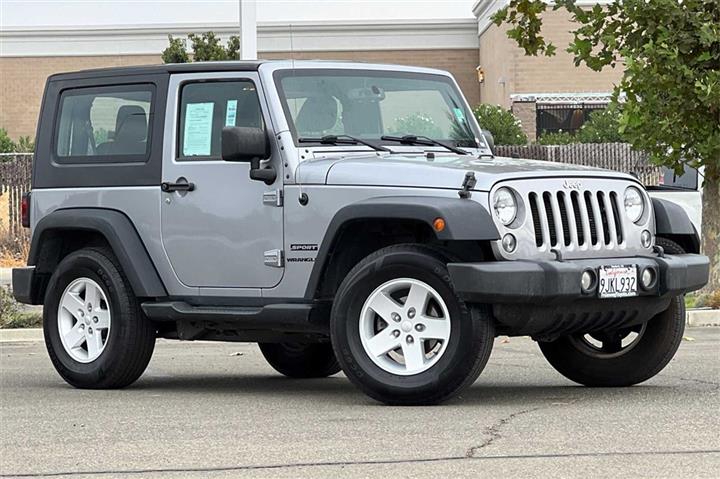 $20200 : Wrangler Sport image 2