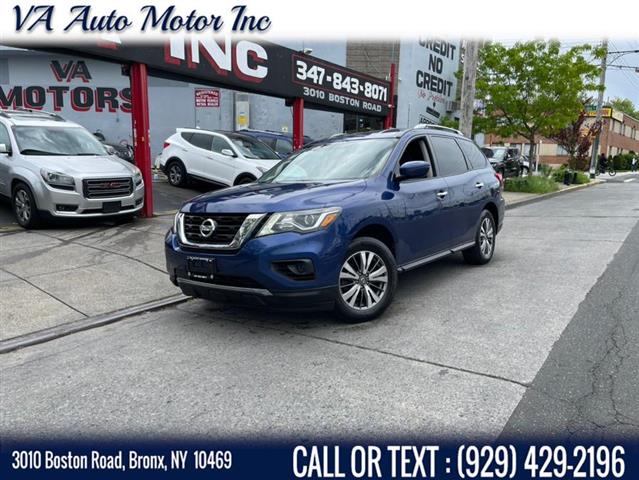 $11995 : Used 2017 Pathfinder 4x4 SV f image 1