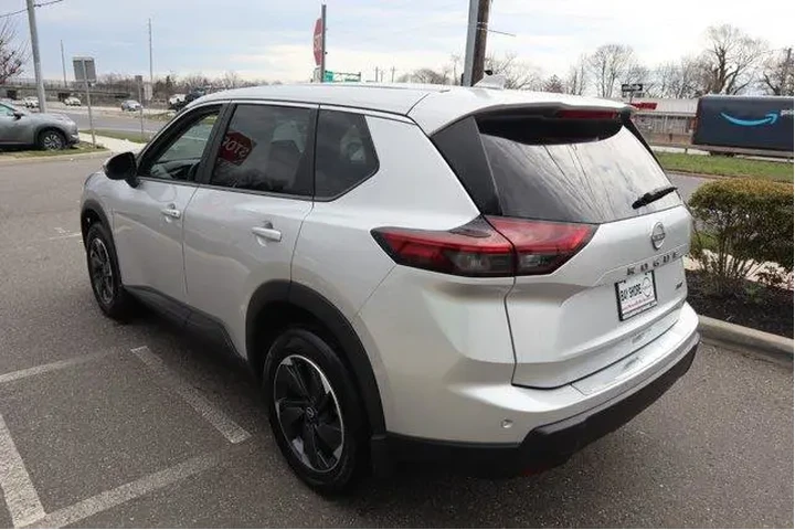 $23382 : Nissan Rogue 2025 AWD SV 4dr image 8