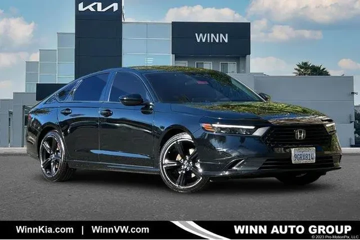 $27487 : Honda Accord Hybrid 2023 Spo image 1