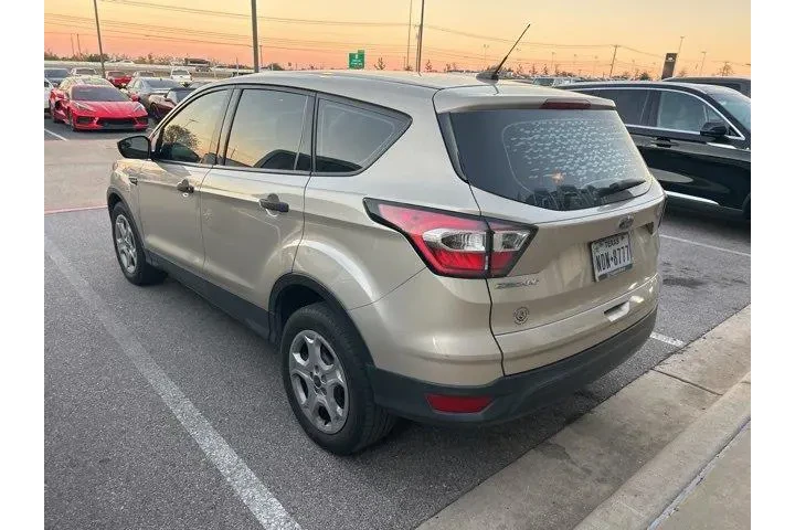 $8995 : Ford Escape 2018 S 4dr SUV image 8