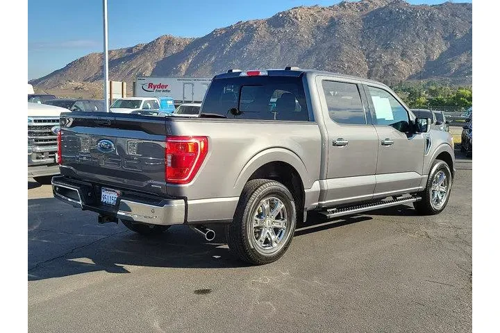 $27500 : Ford F-150 2021 4x2 XLT 4dr image 2
