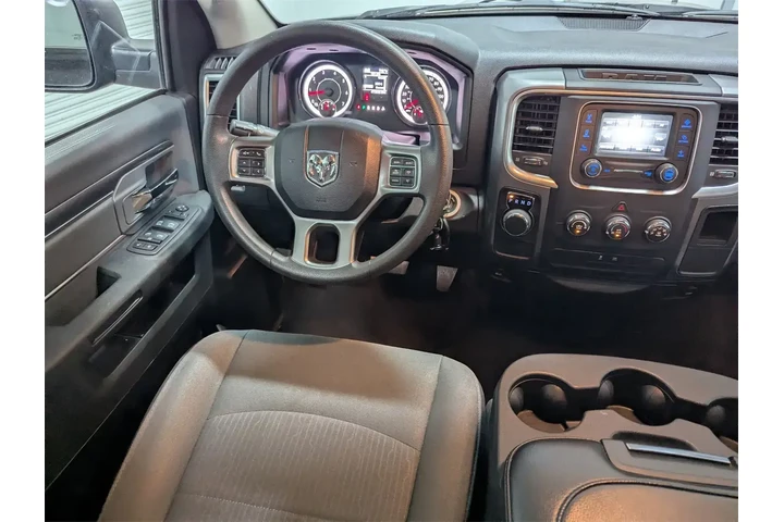 $29997 : Ram 1500 Classic 2024 4x2 SL image 7