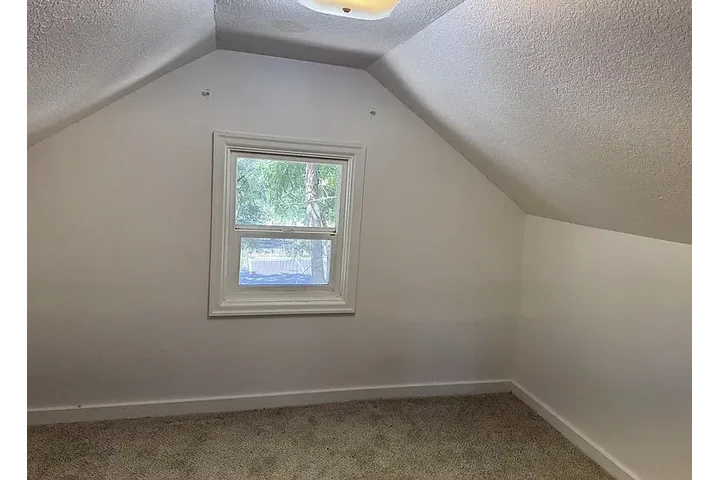 $1500 : HOUSE FOR RENT IN OREGON image 9