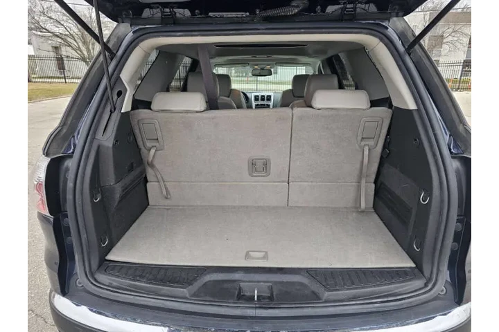 $5500 : 2011 GMC Acadia SLT-1 image 8
