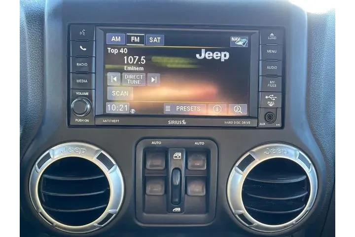 $20000 : Jeep Wrangler Unlimited 2014 image 10