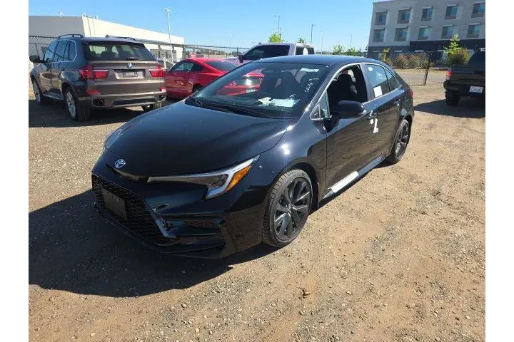 $32900 : Toyota Corolla Hybrid 2026 S image 3