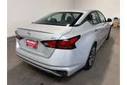 $17527 : Nissan Altima 2023 2.5 SV 4d thumbnail