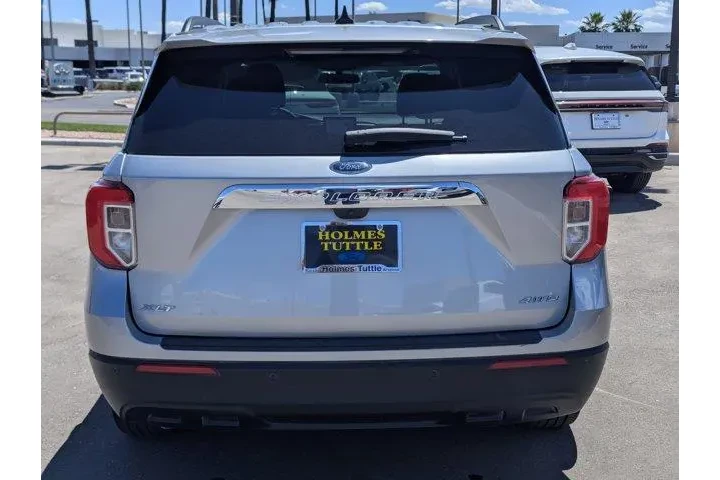 $33999 : Ford Explorer 2023 AWD XLT 4 image 3