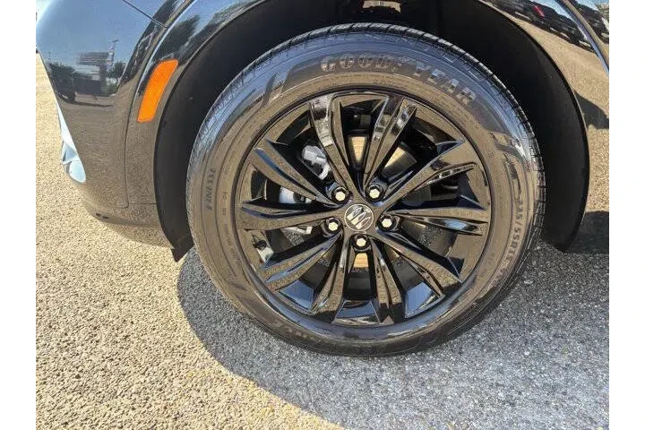 $26975 : 2025 Envista Sport Touring image 9