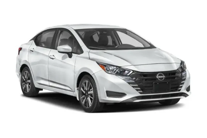 $19440 : Nissan Versa 2025 SV 4dr Sed image 9