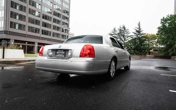 $8995 : 2009 LINCOLN TOWN CAR image 4