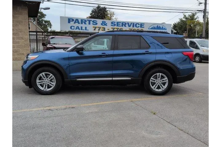 $26997 : Ford Explorer 2022 AWD XLT 4 image 7