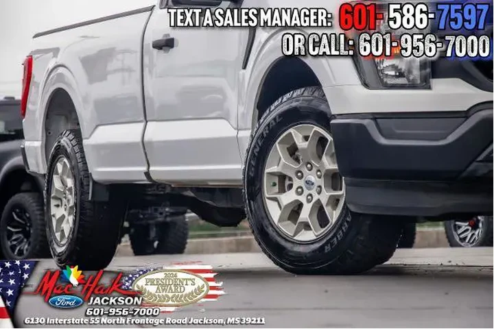$39995 : Ford F-150 2023 4x2 XL 2dr R image 2