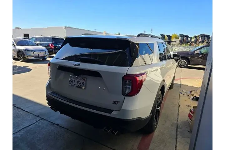 $39800 : Ford Explorer 2022 AWD ST 4d image 9