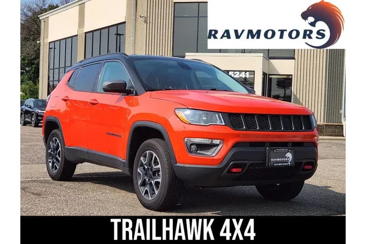 $14752 : 2019 Compass Trailhawk image 1