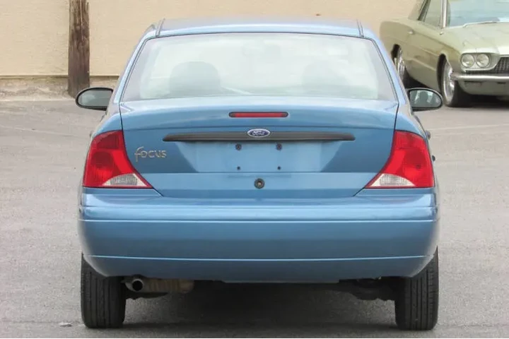 $4995 : 2001 Focus LX image 7