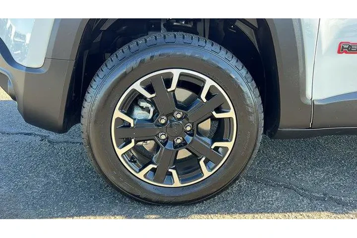 $24984 : Jeep Renegade 2023 4x4 Trail image 10