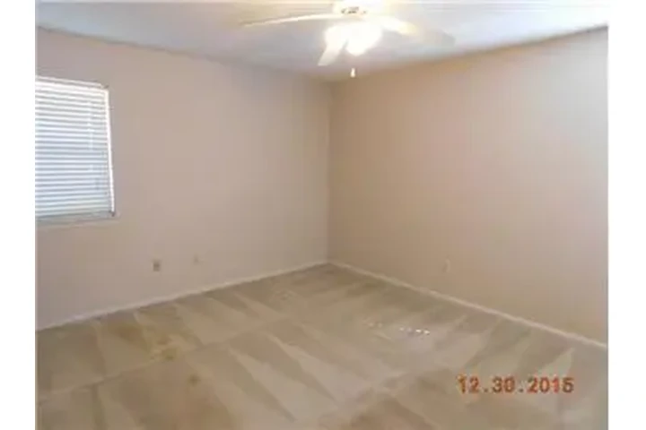 $1300 : Rental property with 3 bedro image 10