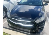 $8630 : Kia Forte 2020 LXS 4dr Sedan thumbnail
