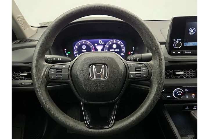 $28998 : Honda Accord 2024 EX 4dr Sed image 10