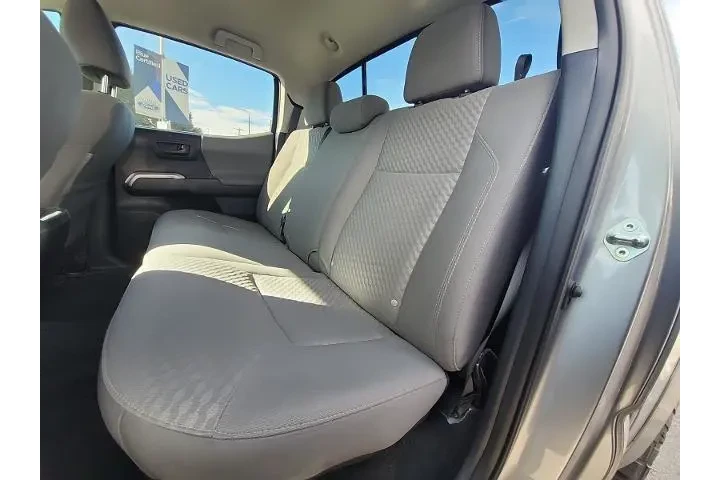 $27998 : Toyota Tacoma 2021 4x2 TRD O image 8