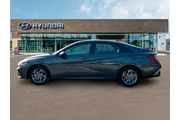 $24995 : Hyundai ELANTRA 2024 SEL 4dr thumbnail
