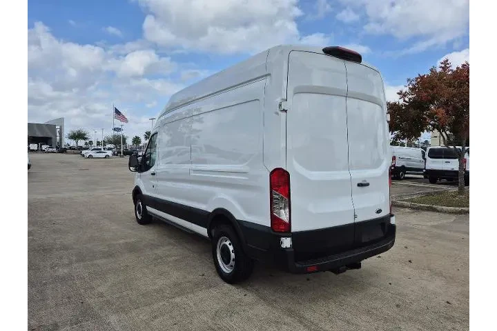 $39981 : Ford Transit 2023 250 3dr LW image 5