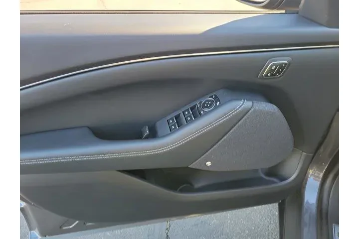 $28607 : Ford Mustang Mach-E 2023 Pre image 10