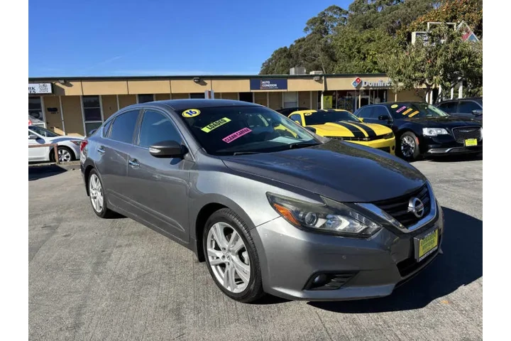 $11999 : 2016 Altima 3.5 SL image 3