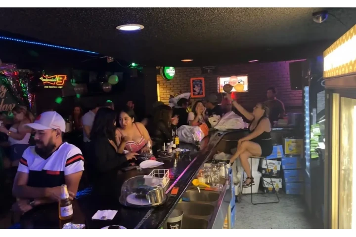 $1 : Bar for Sale image 10