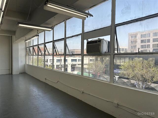 $1200 : Office/showroom (Downtown Los image 2