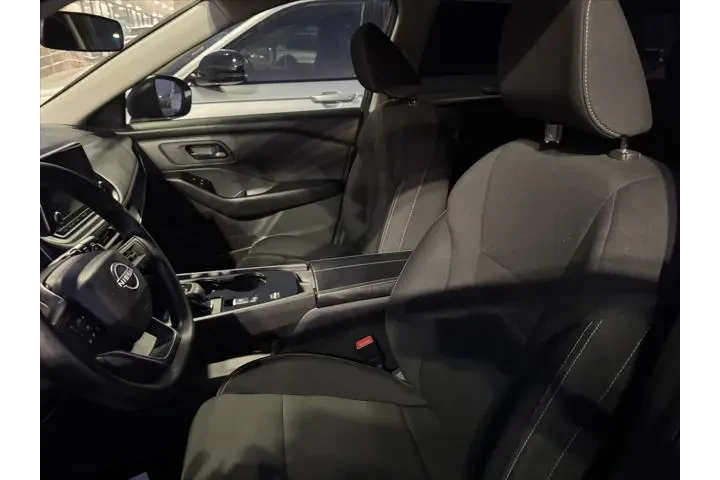 $25999 : Nissan Rogue 2025 S 4dr Cros image 8