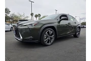 $23991 : Lexus UX 200 2019 4dr Crosso thumbnail