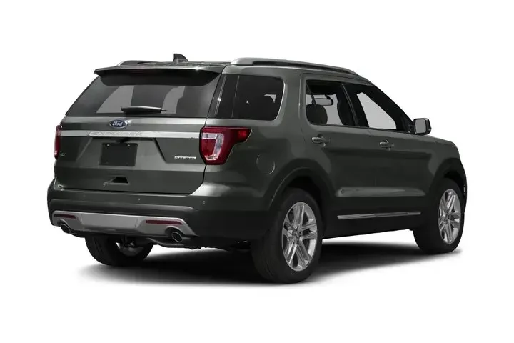 $14395 : Ford Explorer 2017 XLT 4dr S image 2