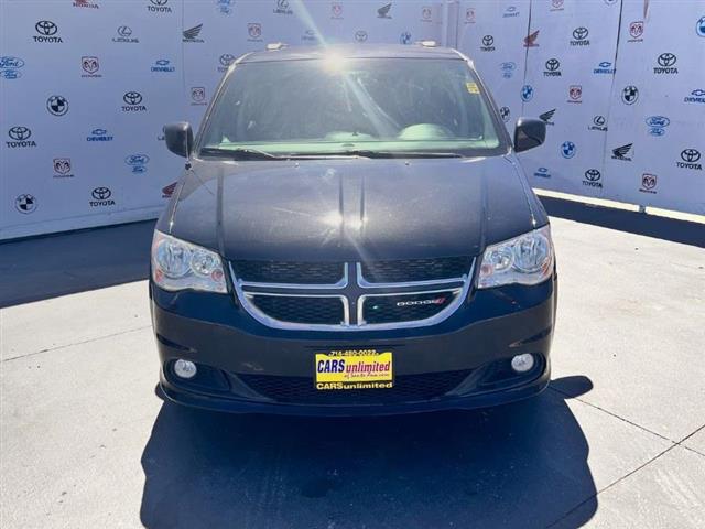 $13995 : Used 2017 Grand Caravan SXT W image 8