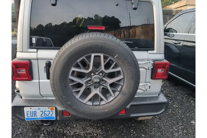 $33668 : Jeep Wrangler 2024 4x4 Sahar image 5