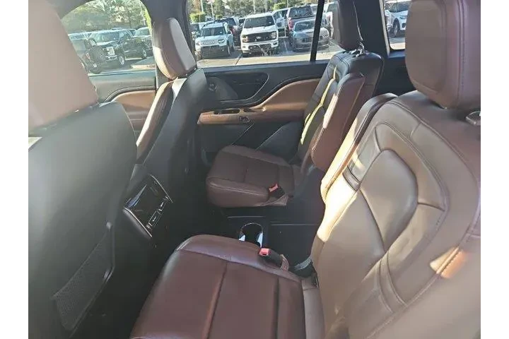 $39895 : Lincoln Aviator 2023 Reserve image 3