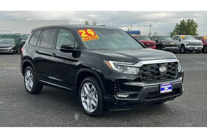 $38484 : Honda Passport 2024 AWD EX-L image 3
