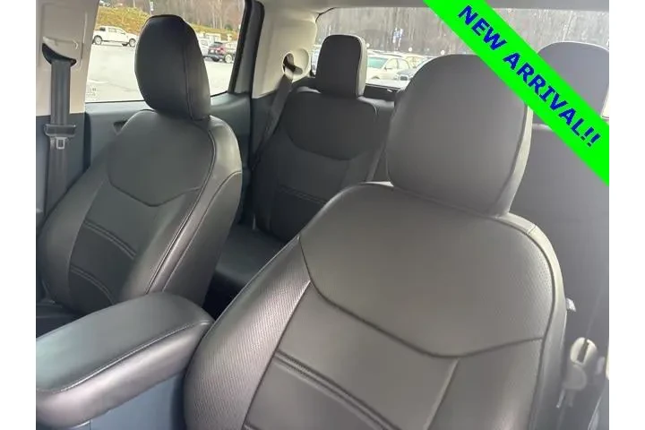 $32497 : Ford Maverick 2024 AWD XLT 4 image 6