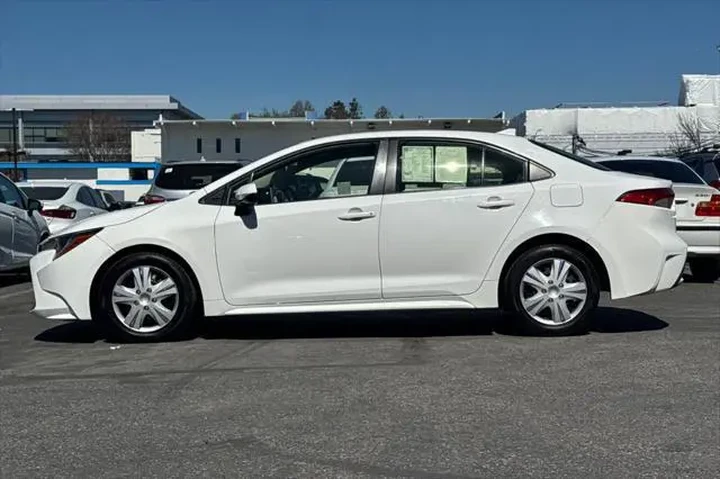 $13962 : Toyota Corolla 2020 LE 4dr S image 6