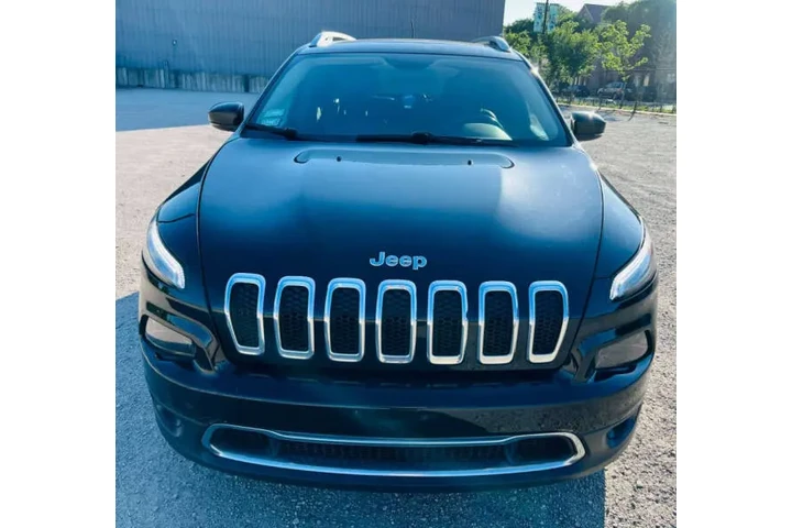 $9999 : 2017 Cherokee Limited image 1